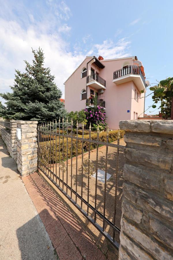 Apartamento Apartman Sweet Mary Zadar Exterior foto